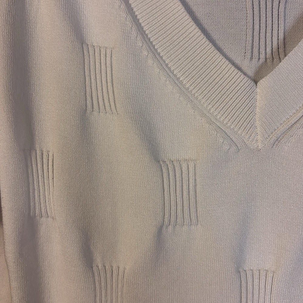 White Short Sleeve Knit Top - Picture 2 of 6